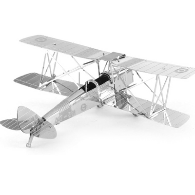 Model Metal Dehavilland 82 Tiger Moth plane