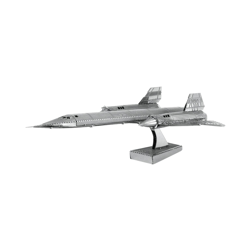 Metal Earth SR-71 Blackbird Model